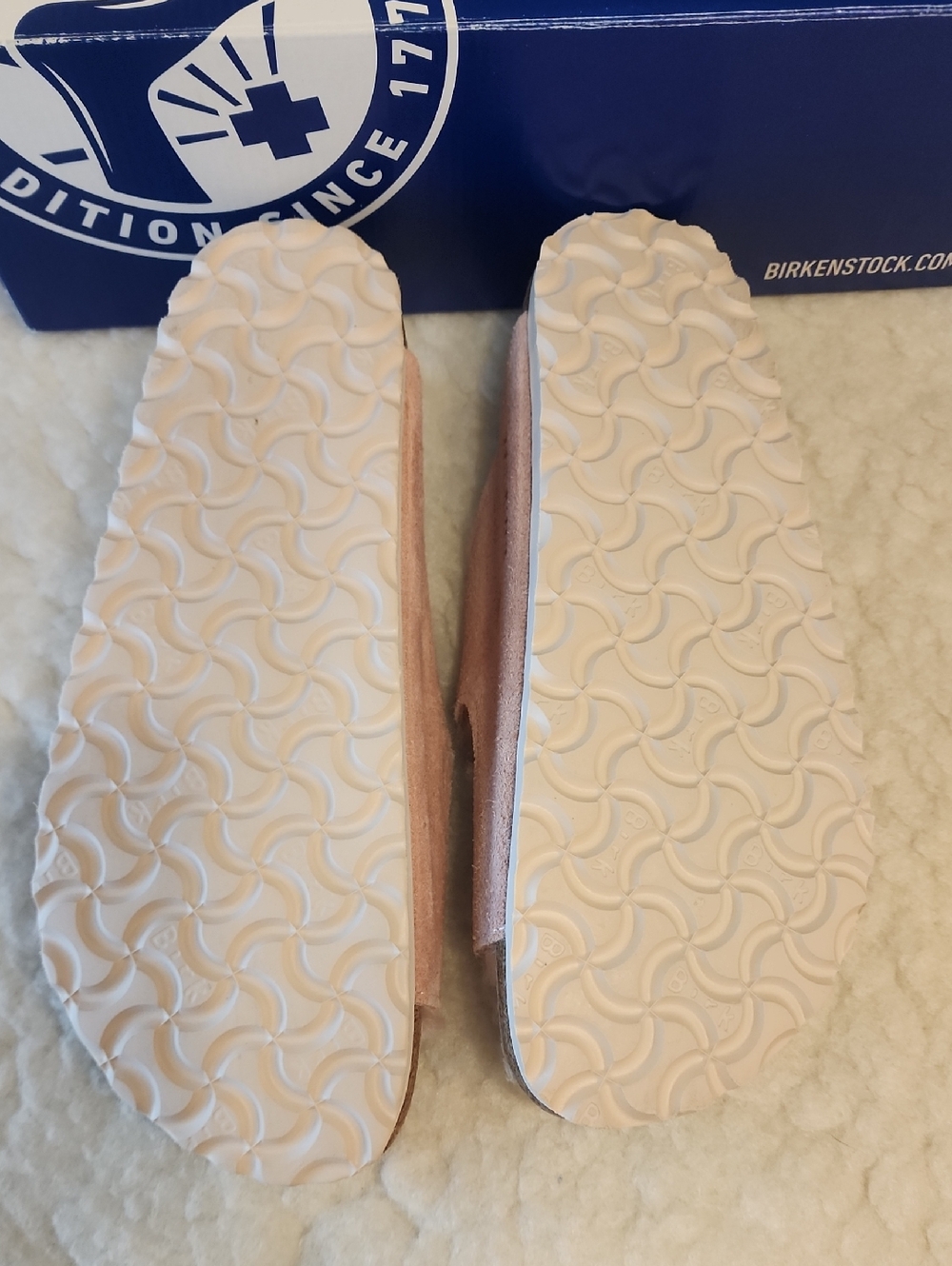 Birkenstock Arizona Shearling Lambskin Lined Slides Light Rose Sz 7 - Picture 5 of 7
